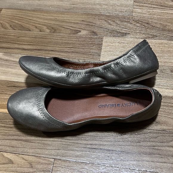 Lucky Brand Size 7 Emmie Dark Brown Gold Tinted‎ Leather Slip On Ballet Flats - Picture 3 of 8